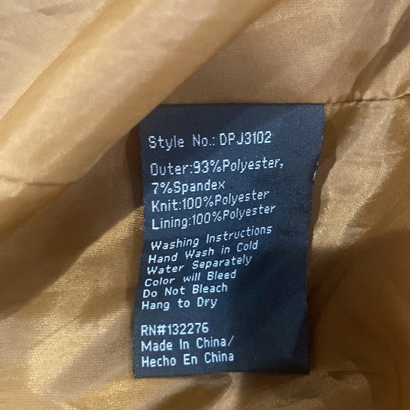 Ladies Coat🤎🖤 - Picture 8 of 8